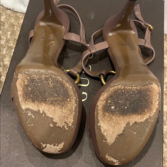 Gucci Women's Blush Heels - Picture 6 of 7